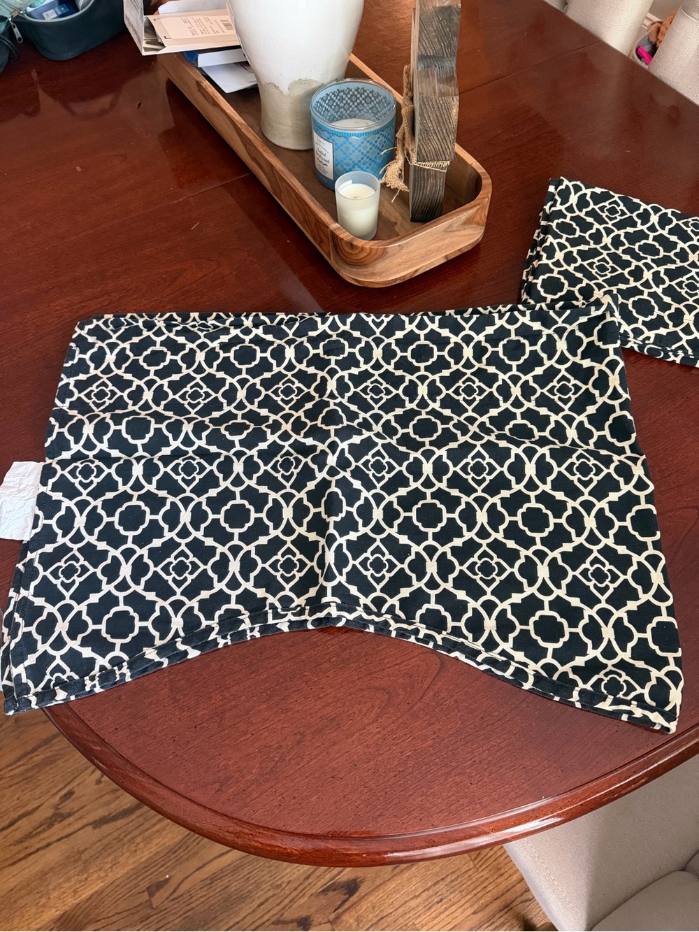 Waverly Black and Cream Lattice Window Valance. 3 panels.